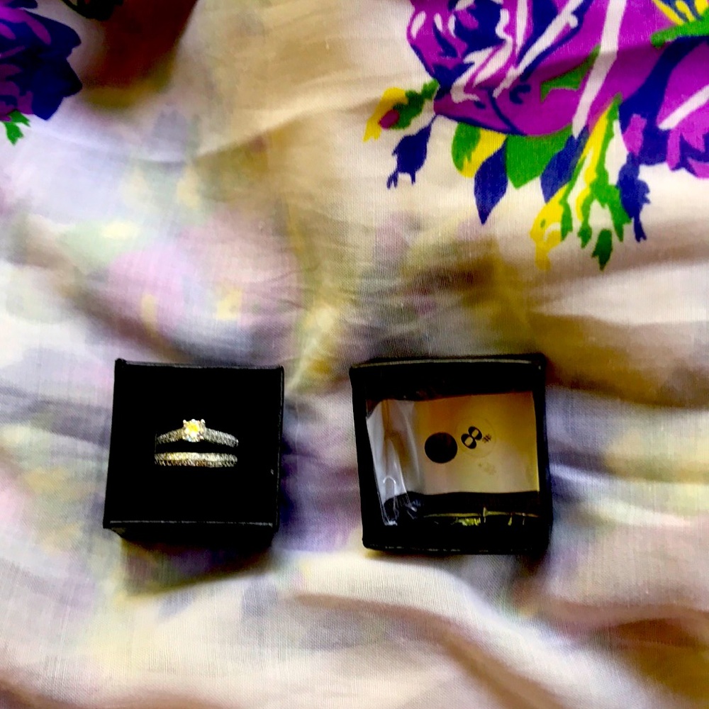 Engagement ring/matching wedding band SS